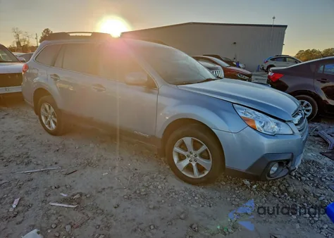 2014 Subaru Outback 3.6R Limited z USA, uszkodzony, nr VIN 4S4BRDNC5E2307731